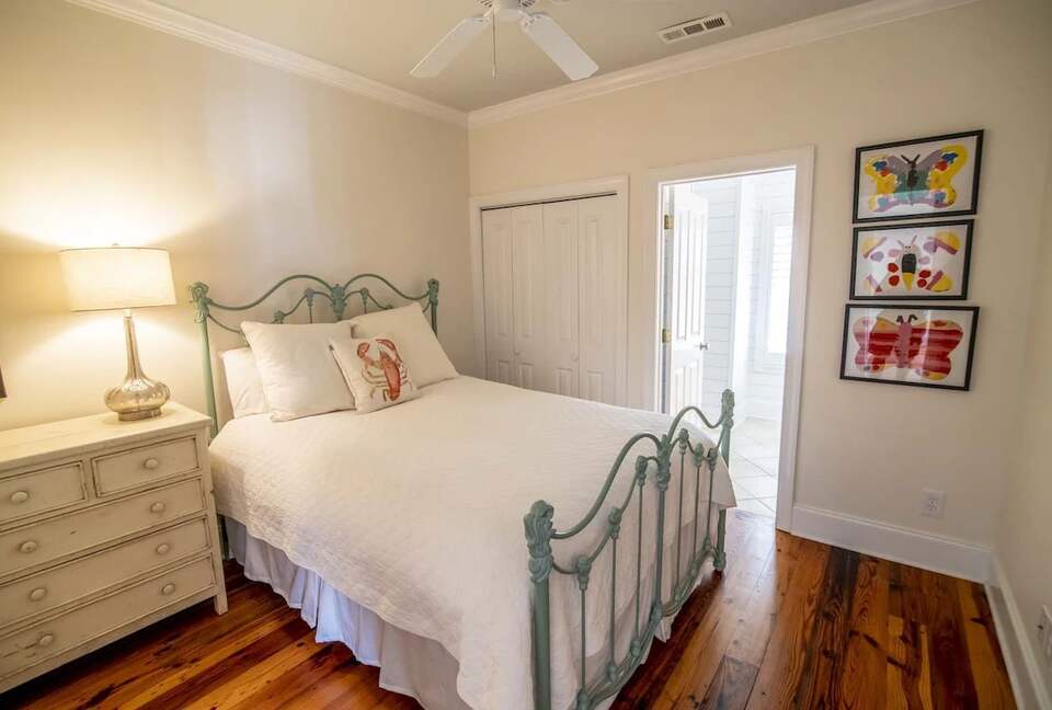 Creek and Coast Retreat with Breathtaking Views - Pawleys Island, South Carolina