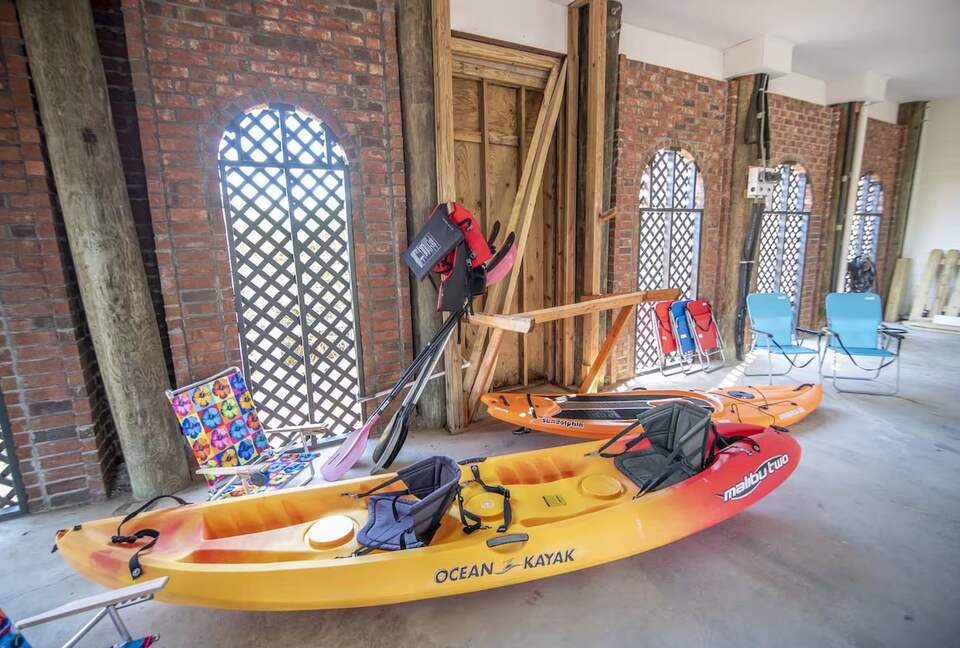 Creek and Coast Retreat with Breathtaking Views - Pawleys Island, South Carolina