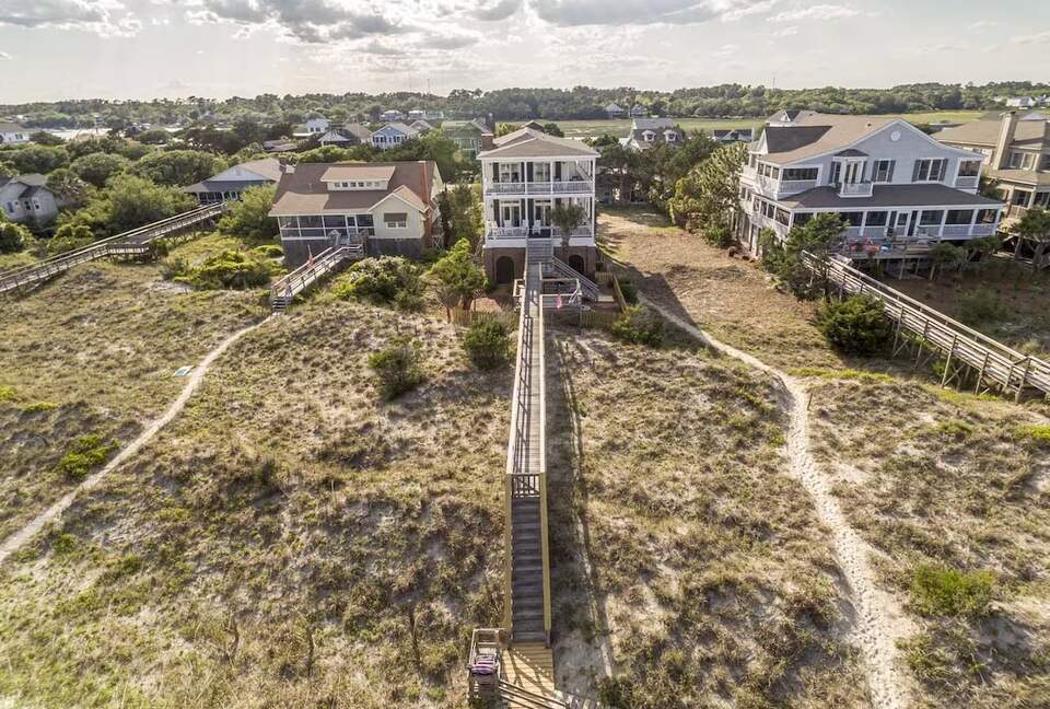 Creek and Coast Retreat with Breathtaking Views - Pawleys Island, South Carolina