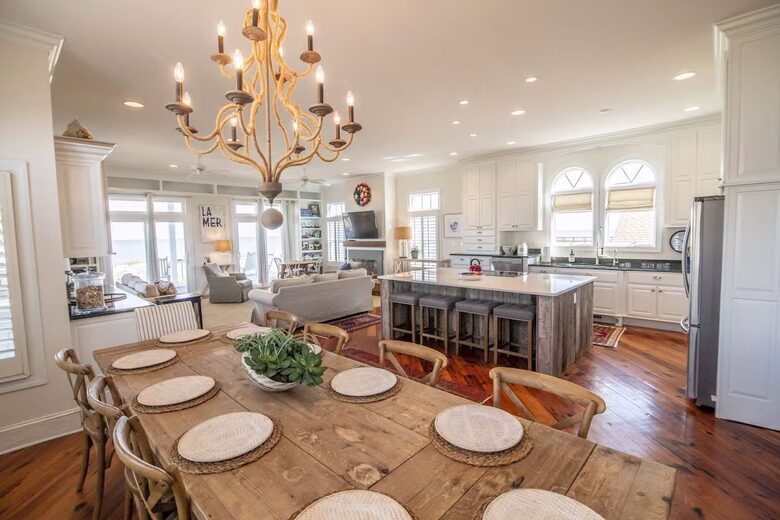 Creek and Coast Retreat with Breathtaking Views - Pawleys Island, South Carolina