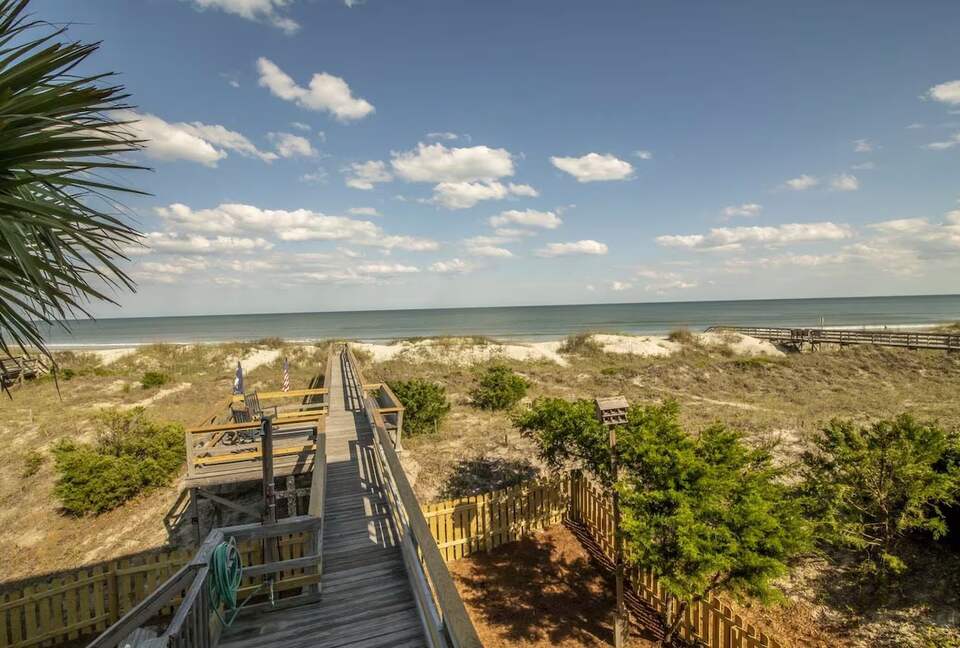 Creek and Coast Retreat with Breathtaking Views - Pawleys Island, South Carolina