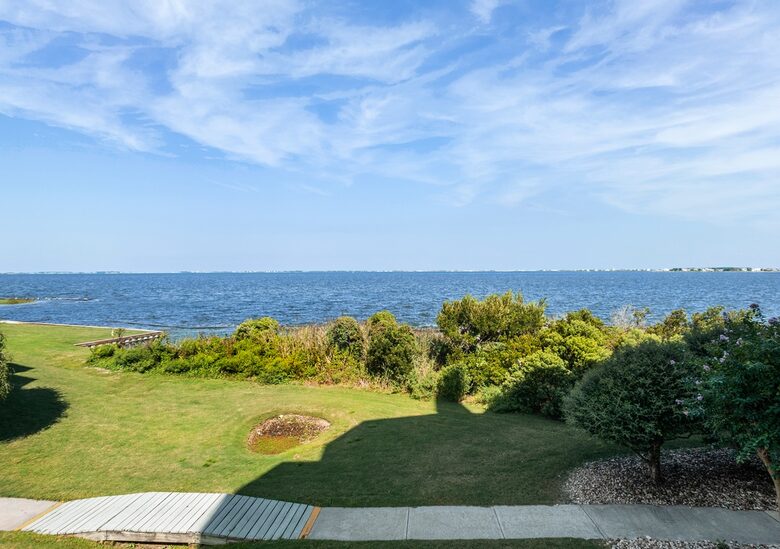 Outer Banks Condo with Panoramic Views - Manteo, North Carolina