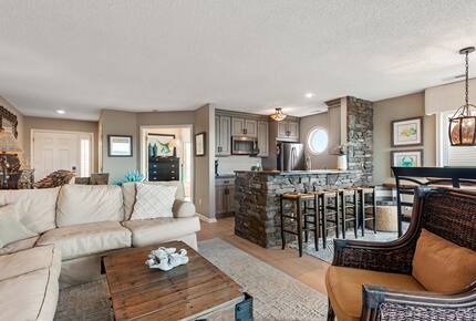 Outer Banks Condo with Panoramic Views - Manteo, North Carolina