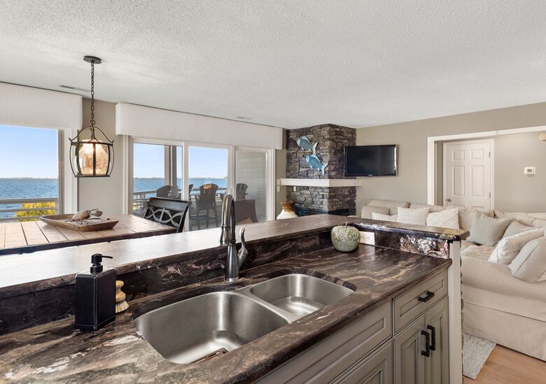 Outer Banks Condo with Panoramic Views - Manteo, North Carolina