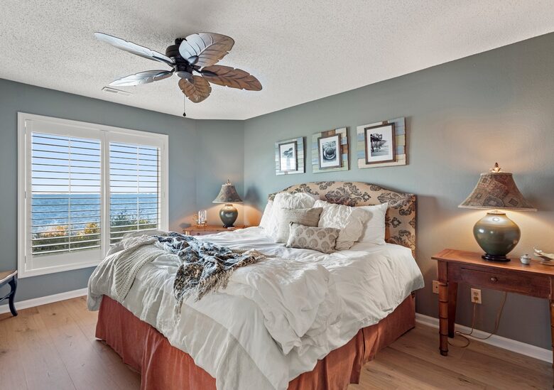 Outer Banks Condo with Panoramic Views - Manteo, North Carolina