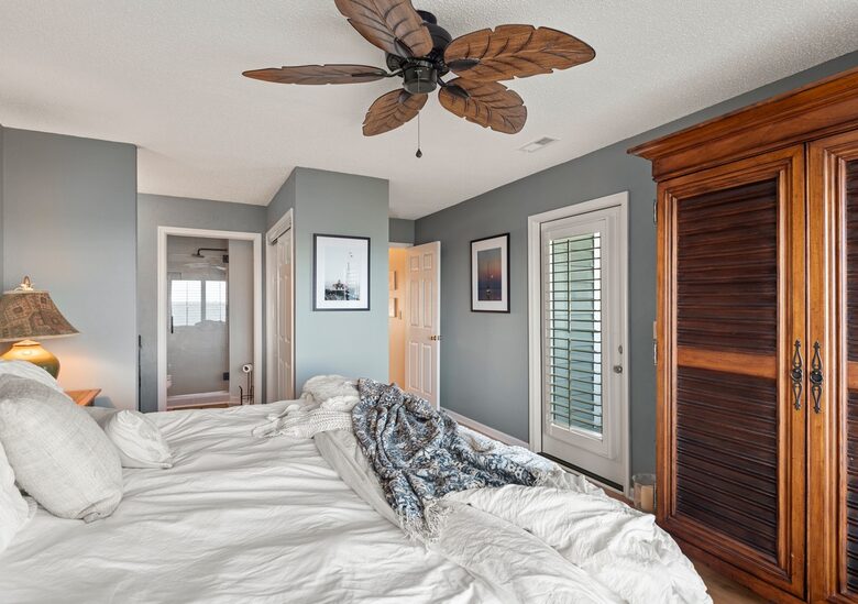 Outer Banks Condo with Panoramic Views - Manteo, North Carolina