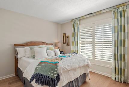 Outer Banks Condo with Panoramic Views - Manteo, North Carolina