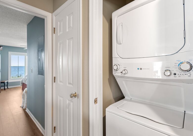 Outer Banks Condo with Panoramic Views - Manteo, North Carolina