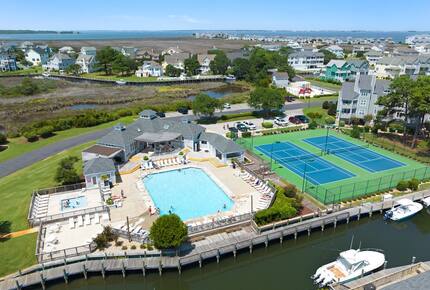 Outer Banks Condo with Panoramic Views - Manteo, North Carolina