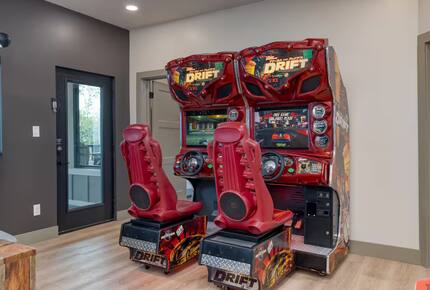 Panoramic Smoky Mountain Escape - Sevierville, Tennessee