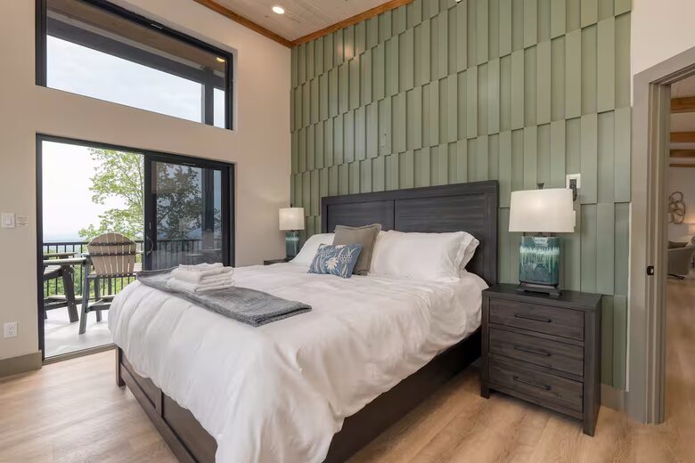 Panoramic Smoky Mountain Escape - Sevierville, Tennessee