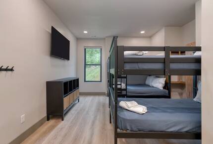 Panoramic Smoky Mountain Escape - Sevierville, Tennessee