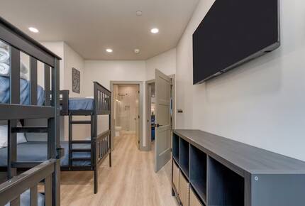 Panoramic Smoky Mountain Escape - Sevierville, Tennessee