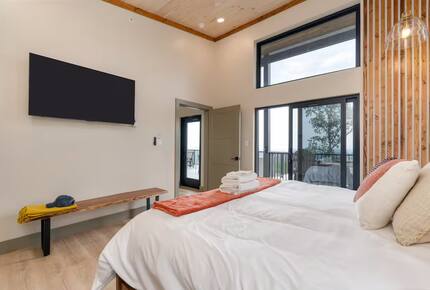 Panoramic Smoky Mountain Escape - Sevierville, Tennessee