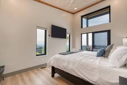 Panoramic Smoky Mountain Escape - Sevierville, Tennessee