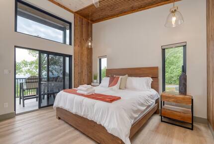 Panoramic Smoky Mountain Escape - Sevierville, Tennessee