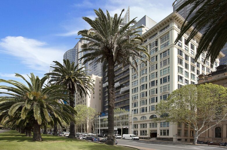 Exterior view of The Astor. Our apartment is 6th floor