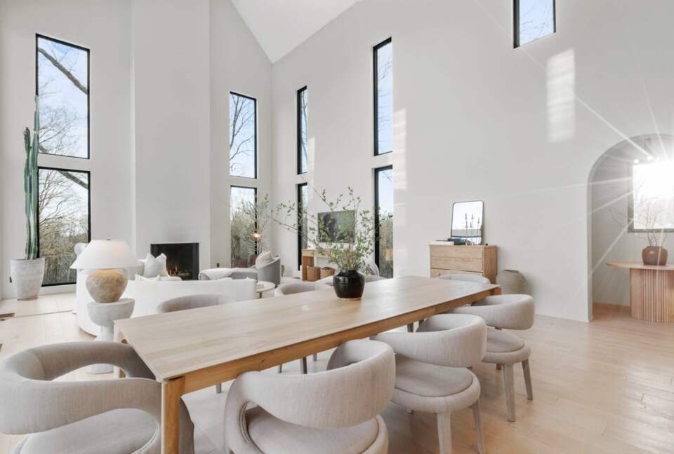 ABOVE - Nashville Hilltop Hideaway - Franklin, Tennessee