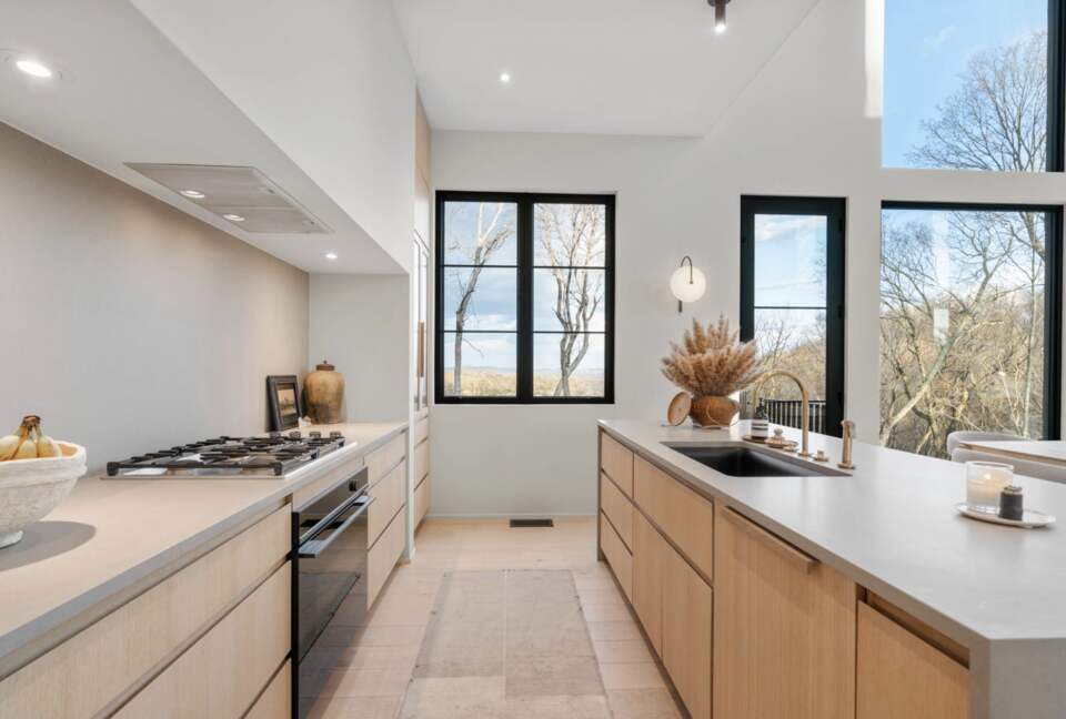 ABOVE - Nashville Hilltop Hideaway - Franklin, Tennessee