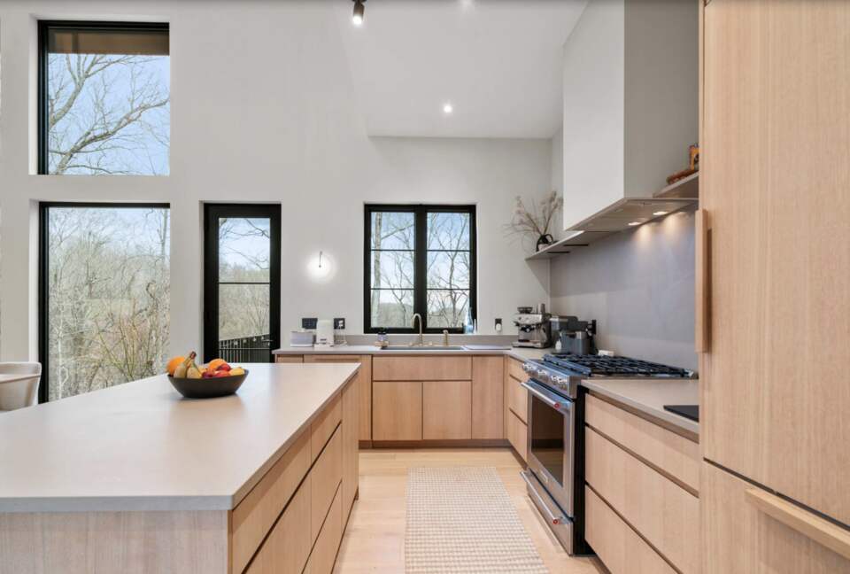 ABOVE - Nashville Hilltop Hideaway - Franklin, Tennessee