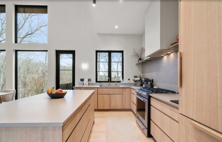 ABOVE - Nashville Hilltop Hideaway - Franklin, Tennessee