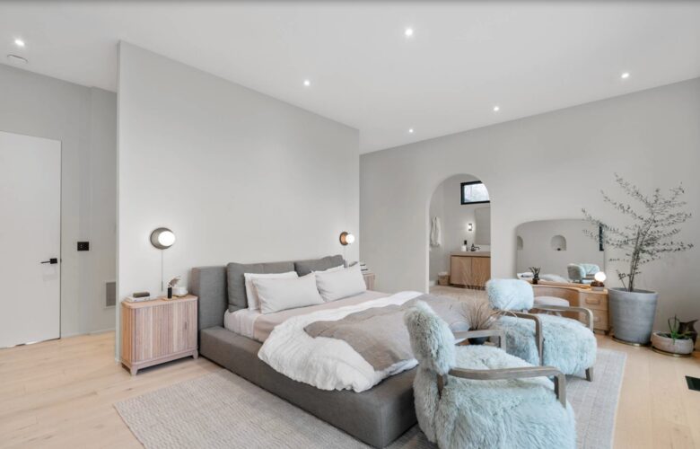 ABOVE - Nashville Hilltop Hideaway - Franklin, Tennessee