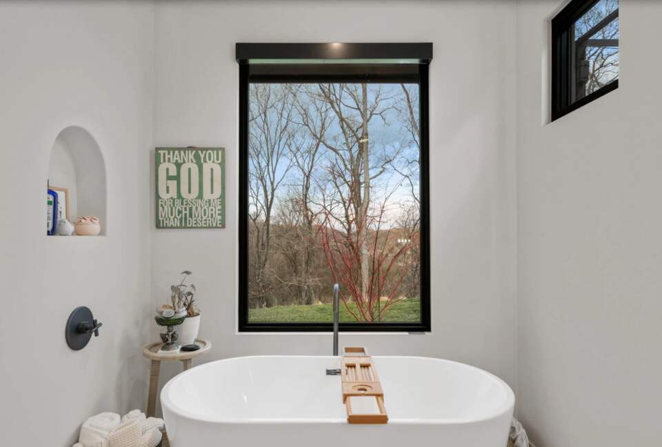 ABOVE - Nashville Hilltop Hideaway - Franklin, Tennessee