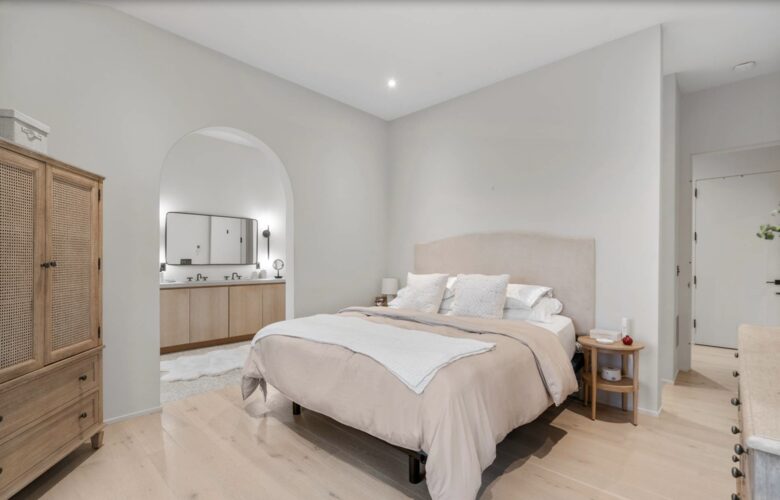 ABOVE - Nashville Hilltop Hideaway - Franklin, Tennessee