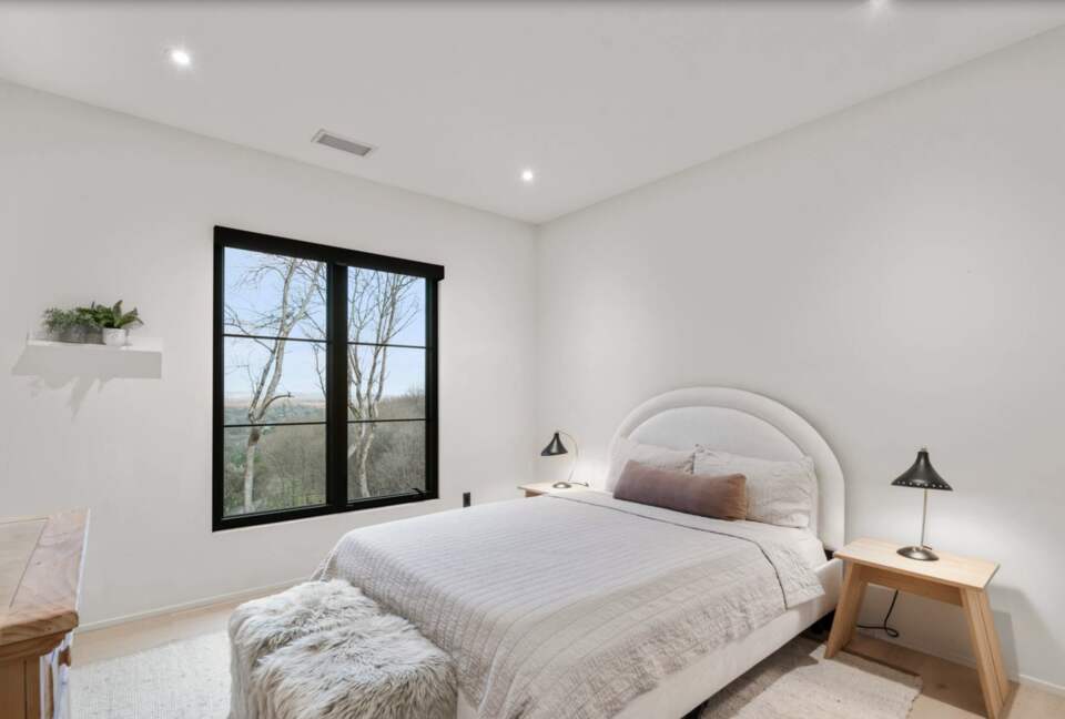 ABOVE - Nashville Hilltop Hideaway - Franklin, Tennessee