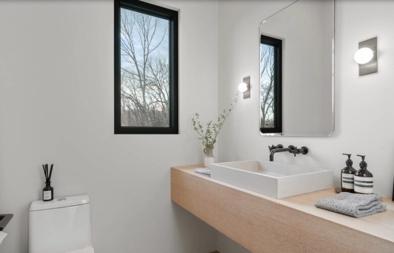 ABOVE - Nashville Hilltop Hideaway - Franklin, Tennessee