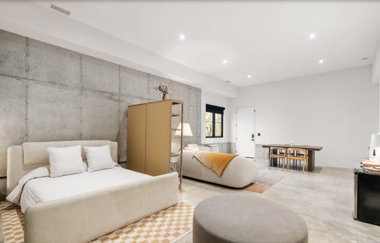 ABOVE - Nashville Hilltop Hideaway - Franklin, Tennessee