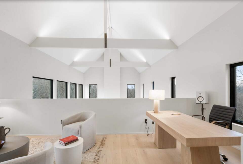 ABOVE - Nashville Hilltop Hideaway - Franklin, Tennessee