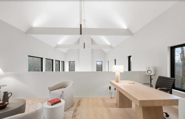 ABOVE - Nashville Hilltop Hideaway - Franklin, Tennessee