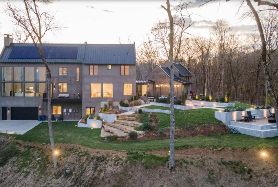 ABOVE - Nashville Hilltop Hideaway - Franklin, Tennessee