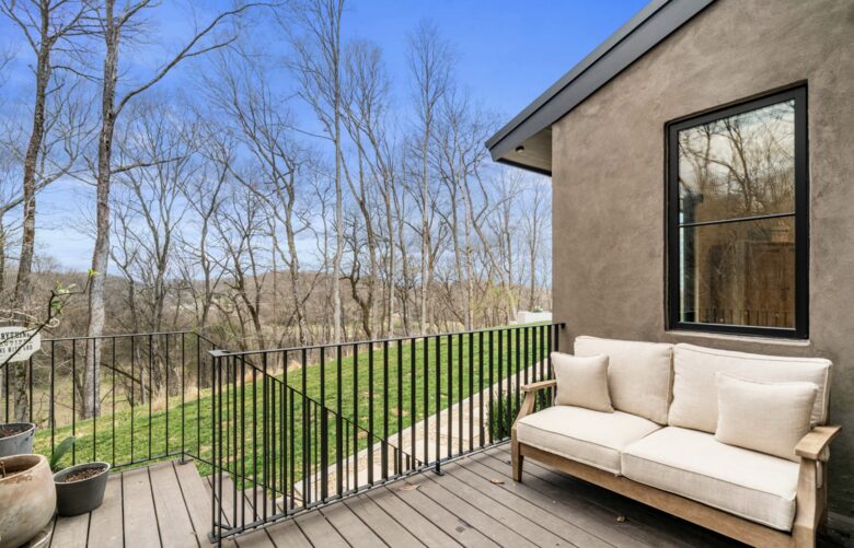 ABOVE - Nashville Hilltop Hideaway - Franklin, Tennessee