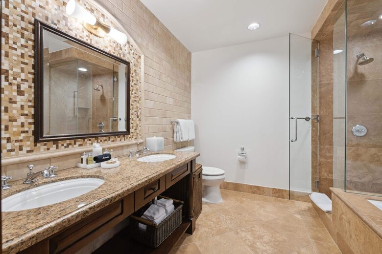 Aspen Living Steps from the Gondola - Aspen, Colorado