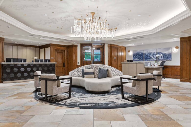 Aspen Living Steps from the Gondola - Aspen, Colorado