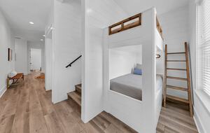 Luxury Beach Escape in Miramar - Miramar Beach, Florida