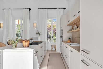 Stylish 3 Bedrooms by La Malagueta Beach - Málaga, Spain