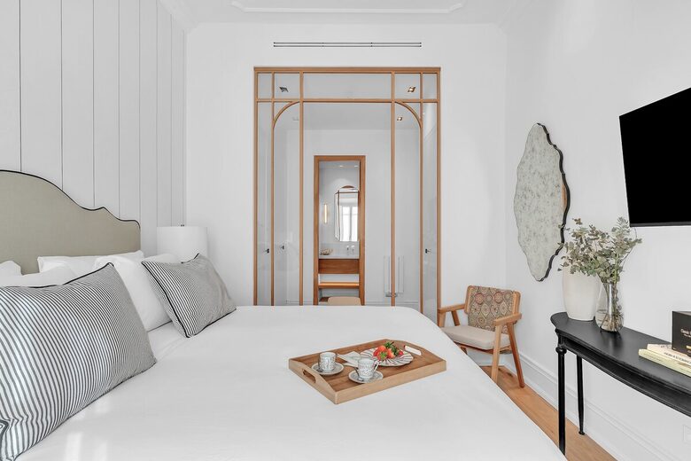 Stylish 3 Bedrooms by La Malagueta Beach - Málaga, Spain