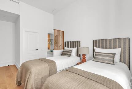 Stylish 3 Bedrooms by La Malagueta Beach - Málaga, Spain