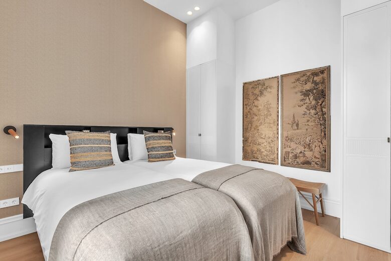 Stylish 3 Bedrooms by La Malagueta Beach - Málaga, Spain