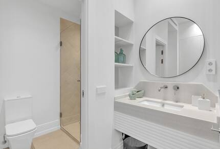 Stylish 3 Bedrooms by La Malagueta Beach - Málaga, Spain