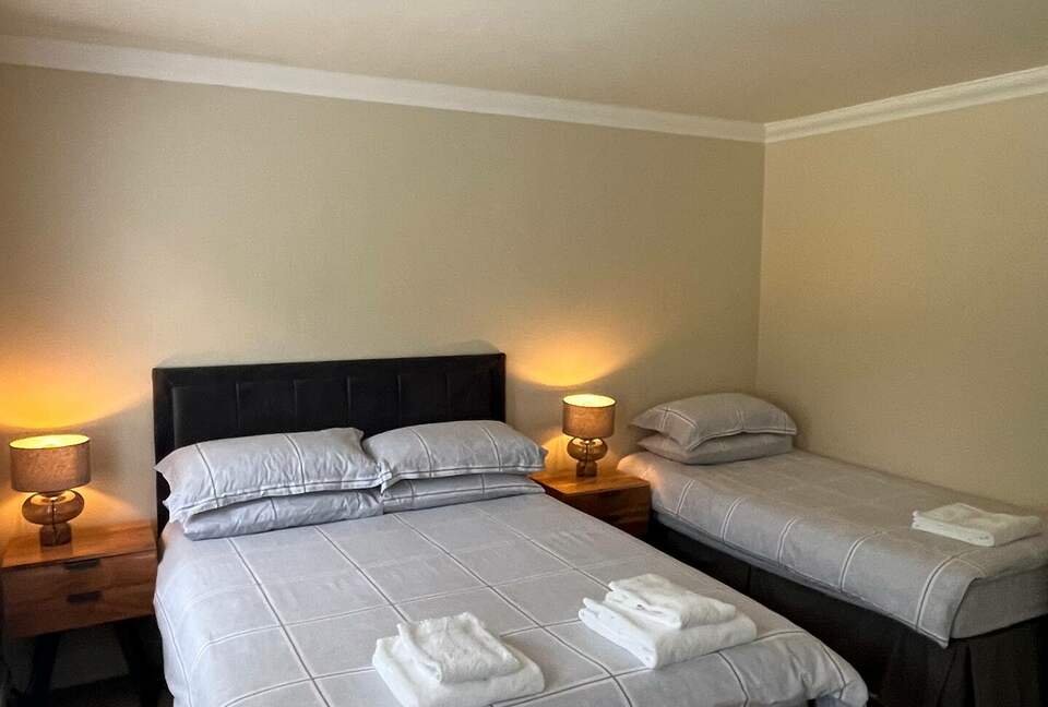 Charming Irish Escape with Private Gardens - Mucksna, Ireland