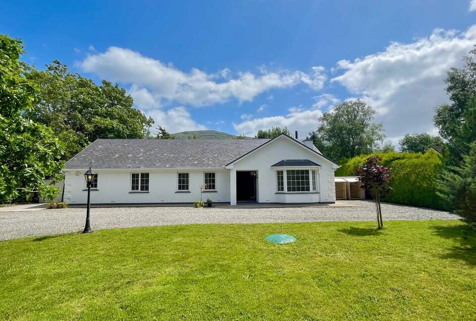 Charming Irish Escape with Private Gardens - Mucksna, Ireland