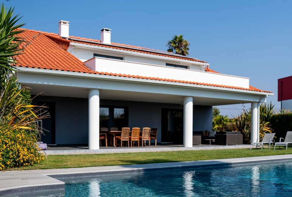 Refined Family Estate Near Ericeira’s Surf & Heritage - Carvoeira, Portugal