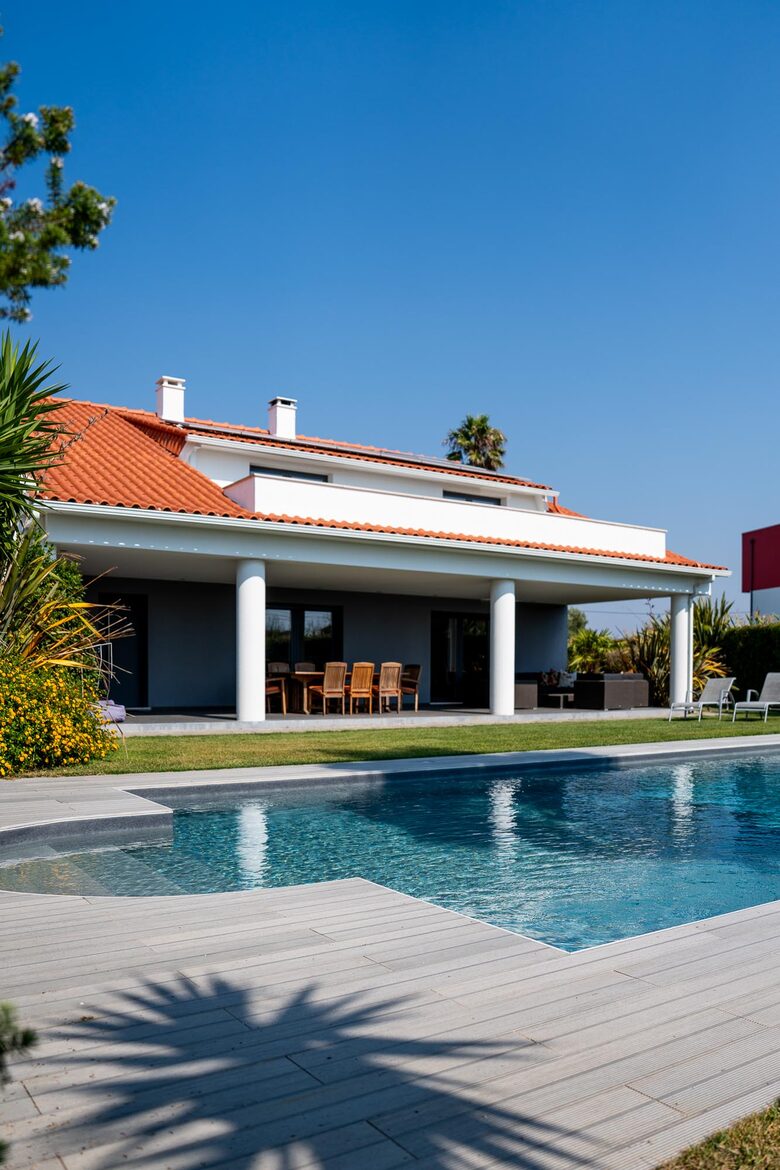 Refined Family Estate Near Ericeira’s Surf & Heritage - Carvoeira, Portugal