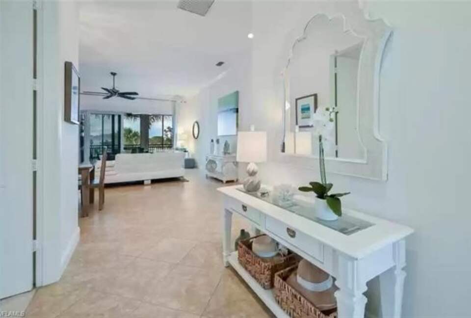 Lagoon View Comfort between Naples and Marco Island - Naples, Florida