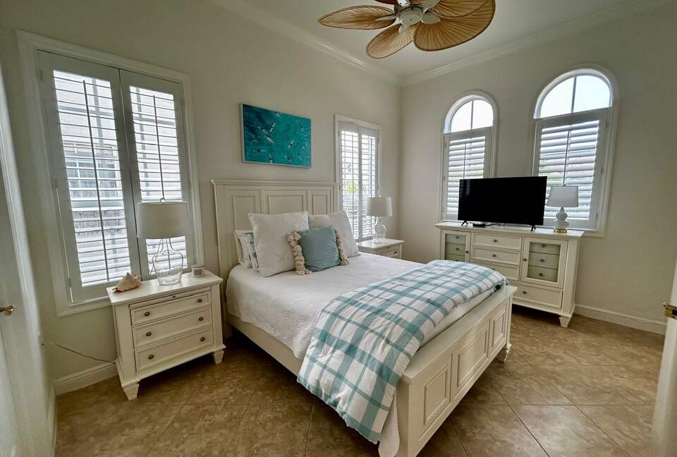 Lagoon View Comfort between Naples and Marco Island - Naples, Florida