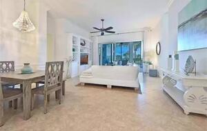 Lagoon View Comfort between Naples and Marco Island - Naples, Florida